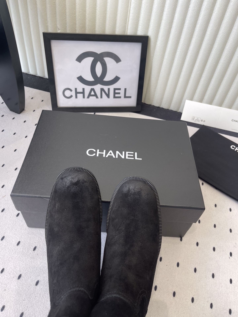 Ch**el boots